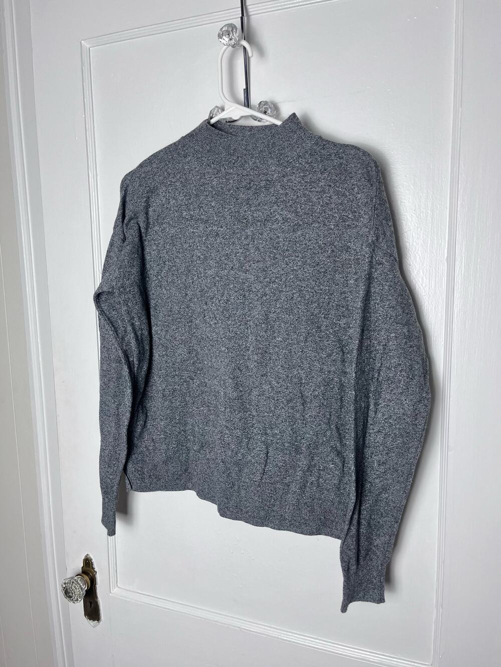 Old Navy Women's Dark Heather Gray Mock Neck Slouchy Boxy Sweater Small - Picture 1 of 4